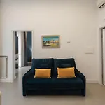 B1flat Mergellina - * نابولي