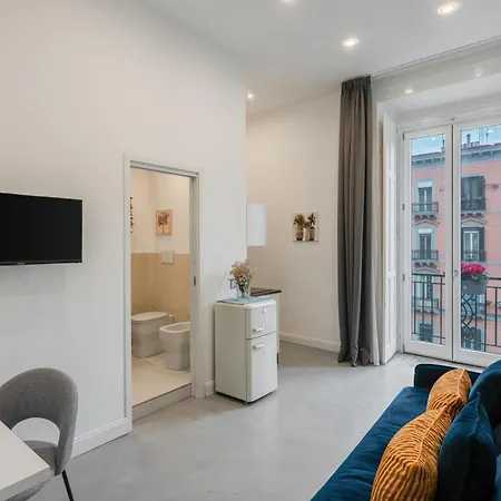B1flat Mergellina - Daire *