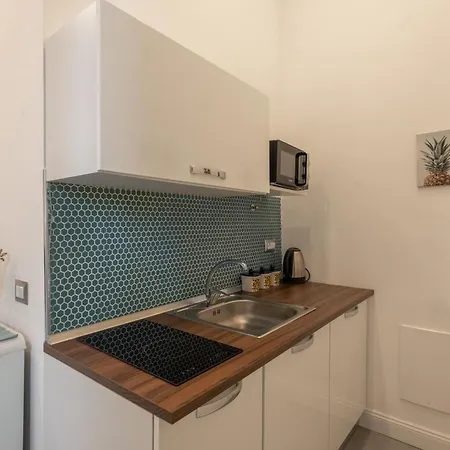 شقة B1flat Mergellina -