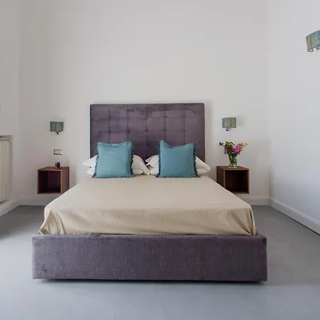 B1flat Mergellina - Apartment