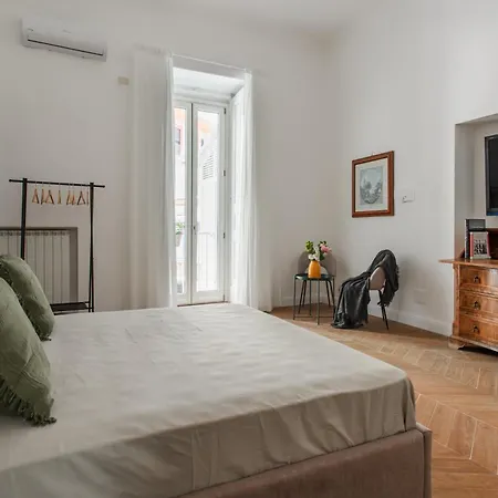 B1flat Mergellina - * נאפולי